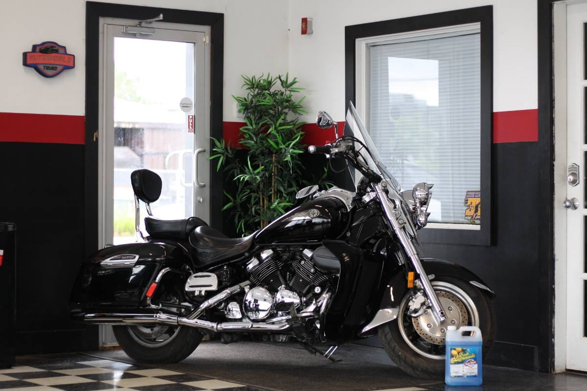 Yamaha XVZ1300TF-1