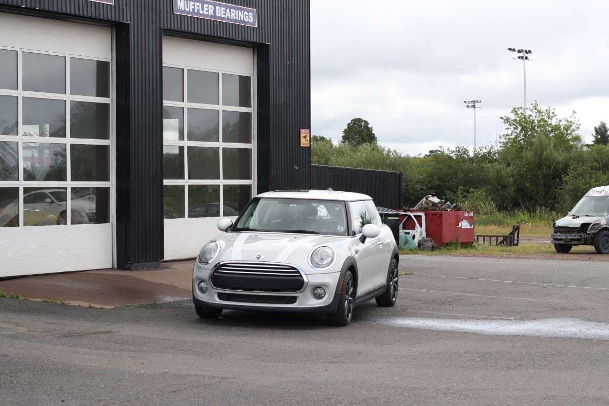 MINI Cooper-1