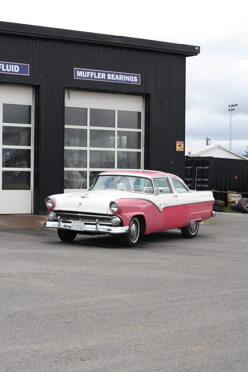 Ford Fairlane-1